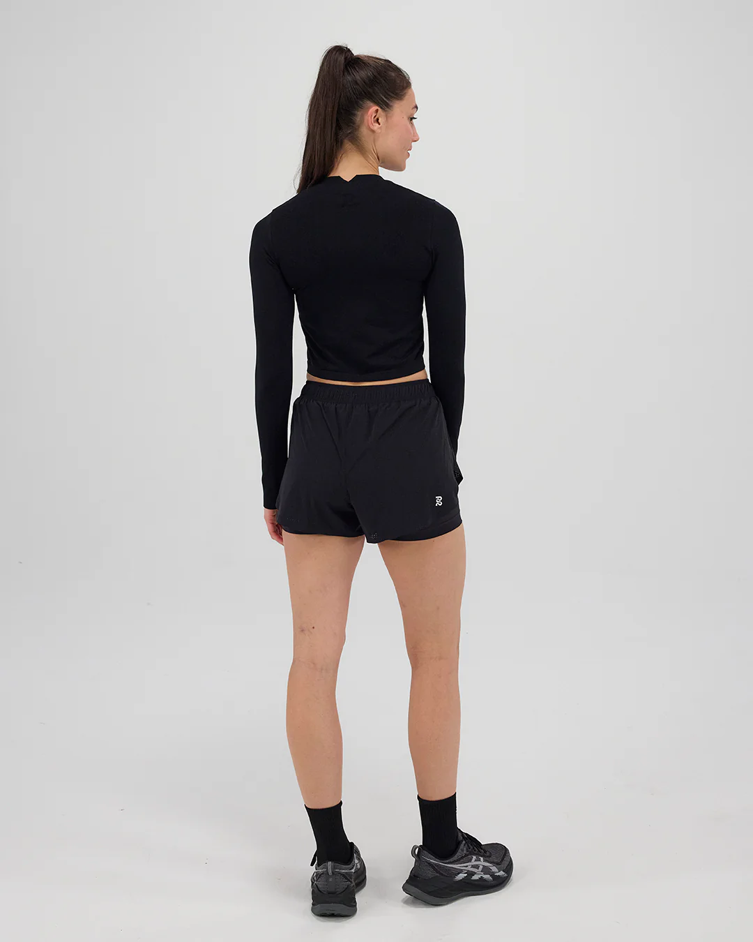 Bandit Women's Mercuryâ„¢ Seamless Long Sleeve Crop Tee "Black" - Image 6