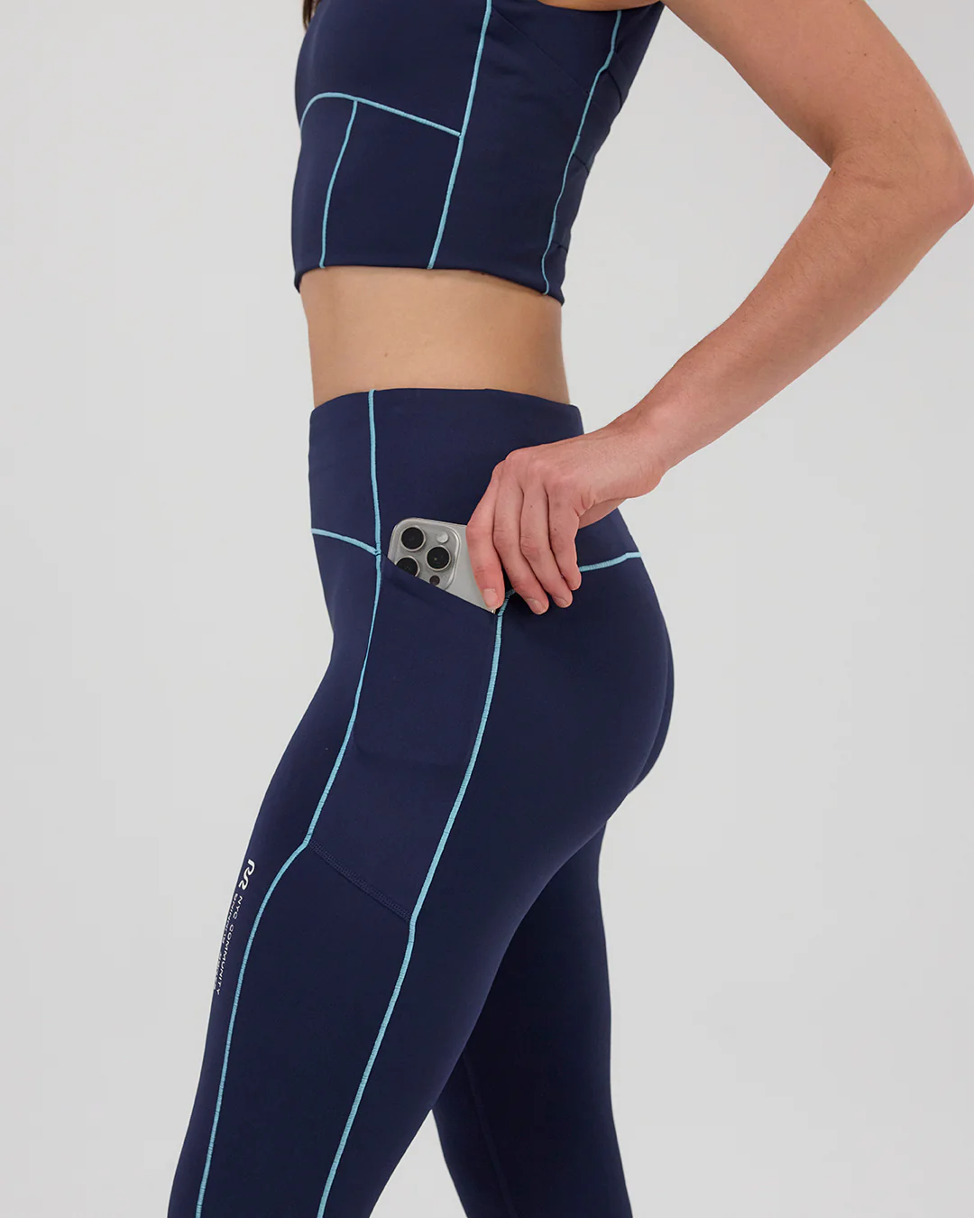 Bandit Women's Stamina™ Pop Stitch™ High Waist Leggings "NY Navy/Vintage Blue" - Image 5