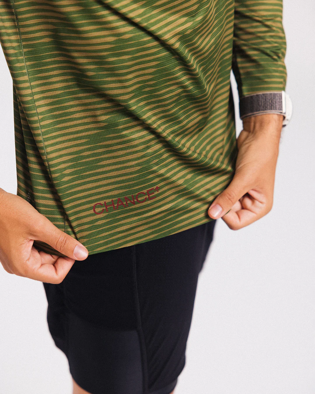 Chance AROW Lightweight Long Sleeve Tee "Vine/Garnatxa" - Image 4