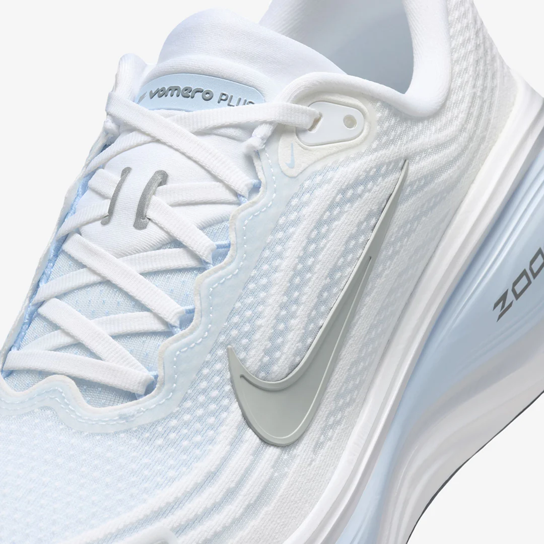 Nike Men's Vomero Plus "White/Hydrogen Blue” - Image 7