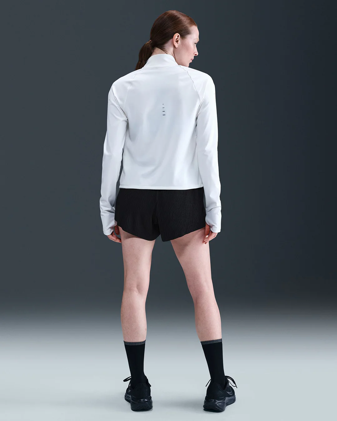 Nike Women's NK Aeroswift DFADV MR 3 Inch Shorts "Black - Image 5