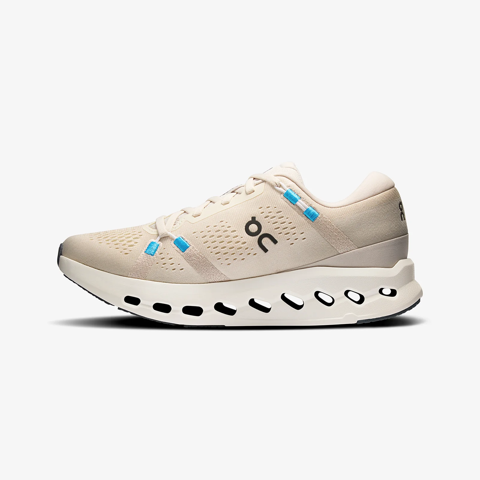 On Women's Cloudsurfer 2 "Pearl/Ivory" - Image 4
