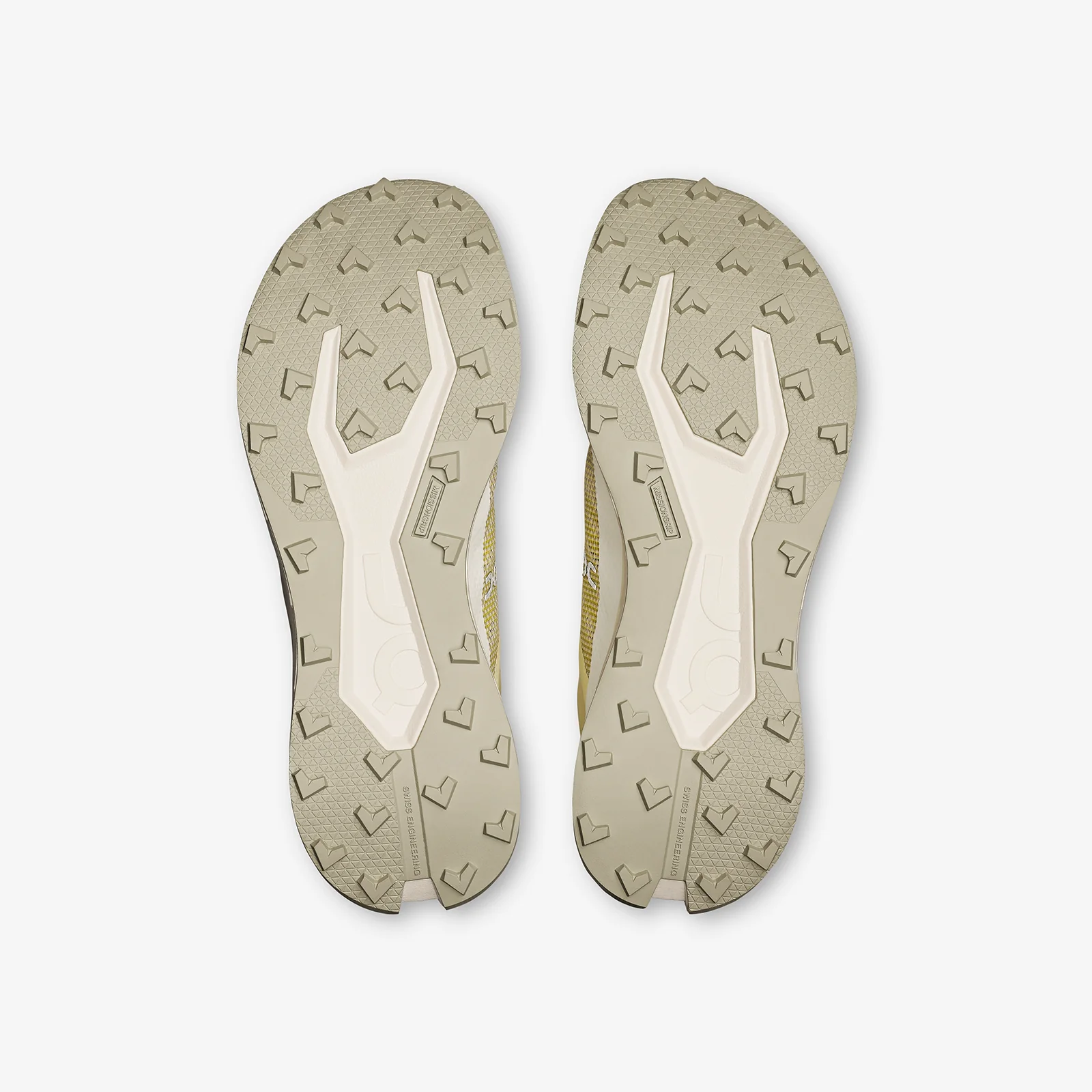 On Women's Cloudultra 3 "Lychee/Lime" - Image 6