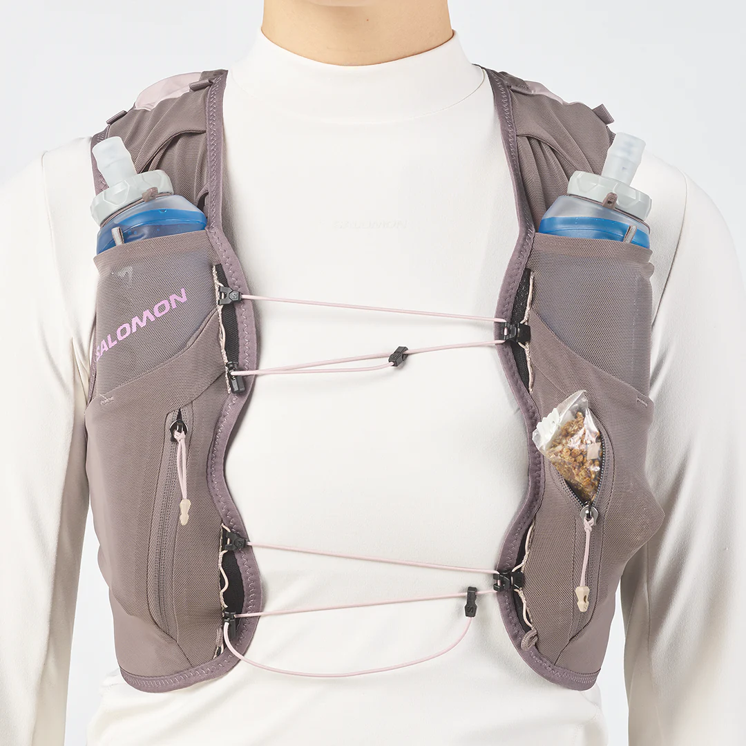 Salomon Women's ADV Skin 12 Gradient Hydration Vest Set "Iron/Shadow Gray/Iris Orchid" - Image 3
