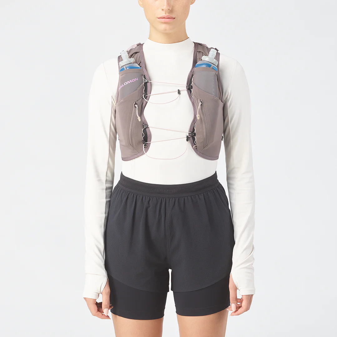 Salomon Women's ADV Skin 12 Gradient Hydration Vest Set "Iron/Shadow Gray/Iris Orchid" - Image 4