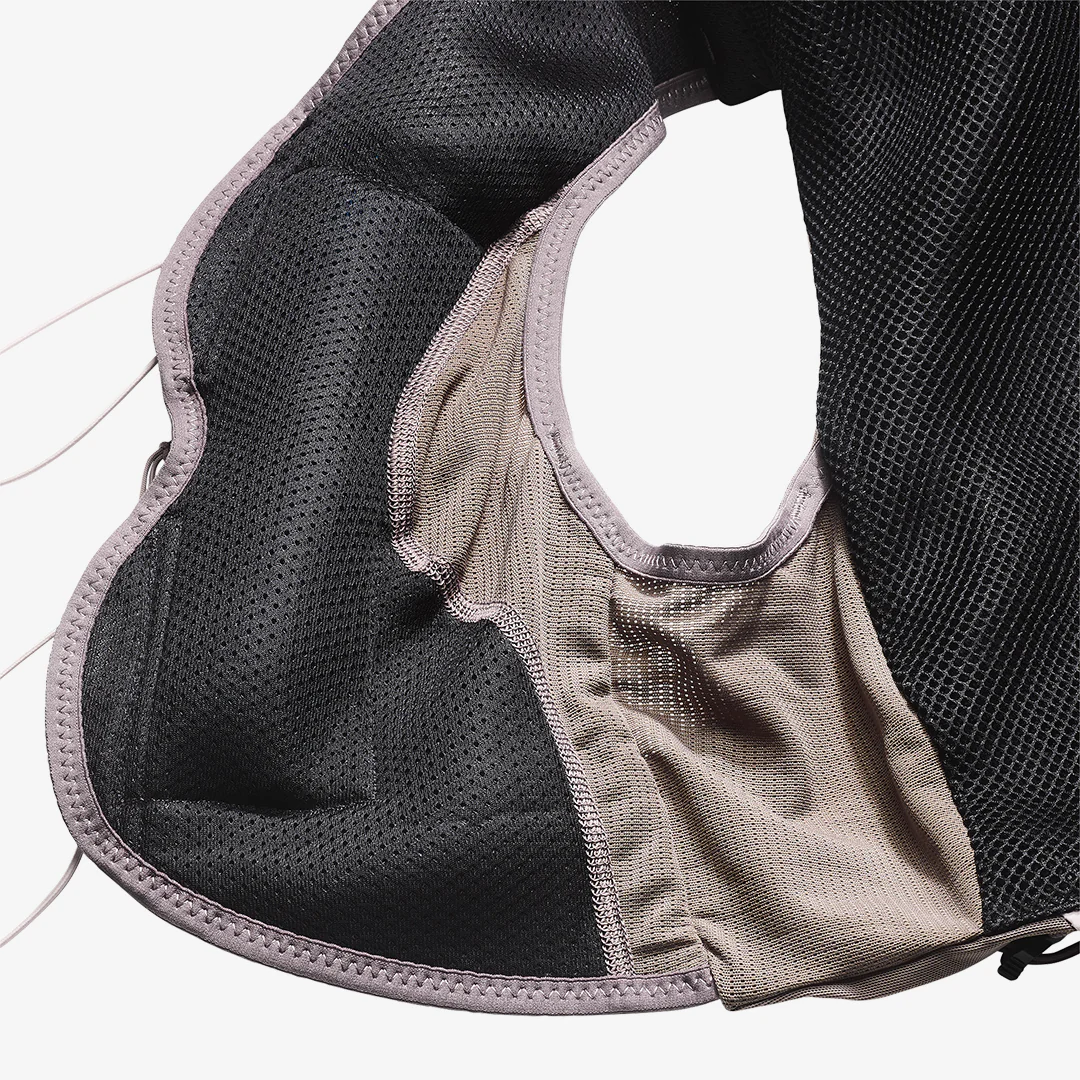 Salomon Women's ADV Skin 12 Gradient Hydration Vest Set "Iron/Shadow Gray/Iris Orchid" - Image 9