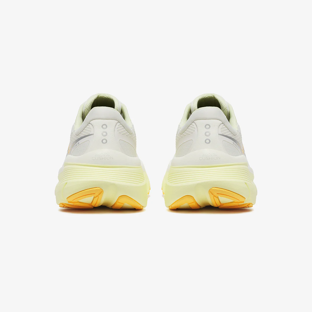 Saucony Women's Guide 19 "Ivory/Tender" - Image 5